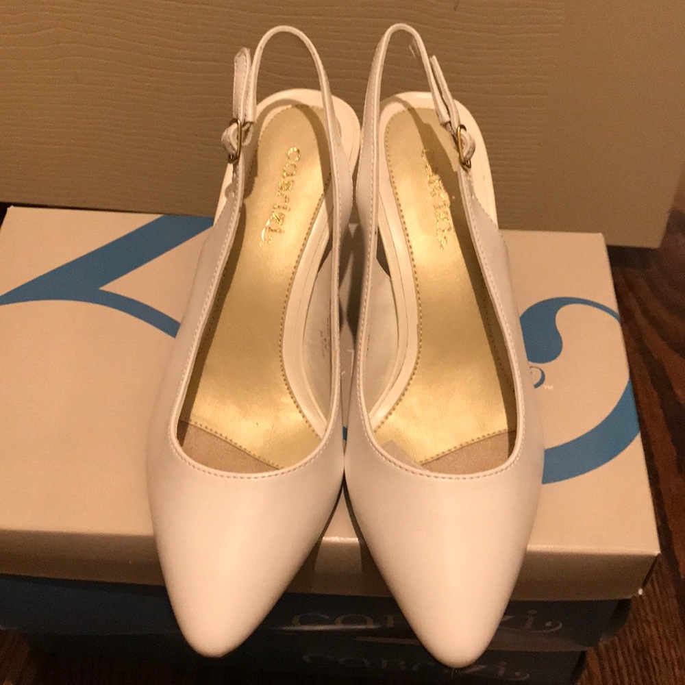 New In Box Cabrini White Heel